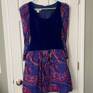 Victor Costa Elegant Blue Dress